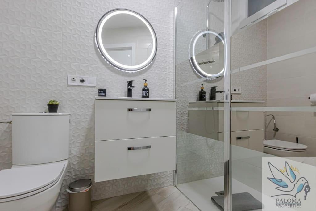 Wonderful Studio Apartment On The Beachfront Benalmádena Exterior foto